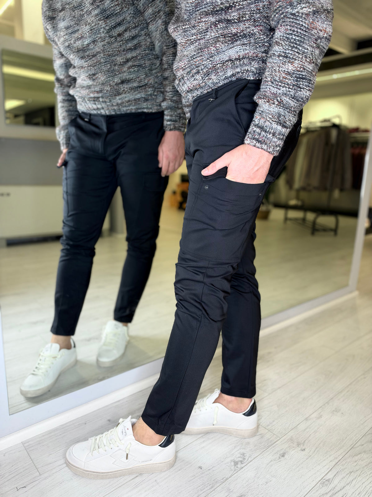 Pantaloni cargo