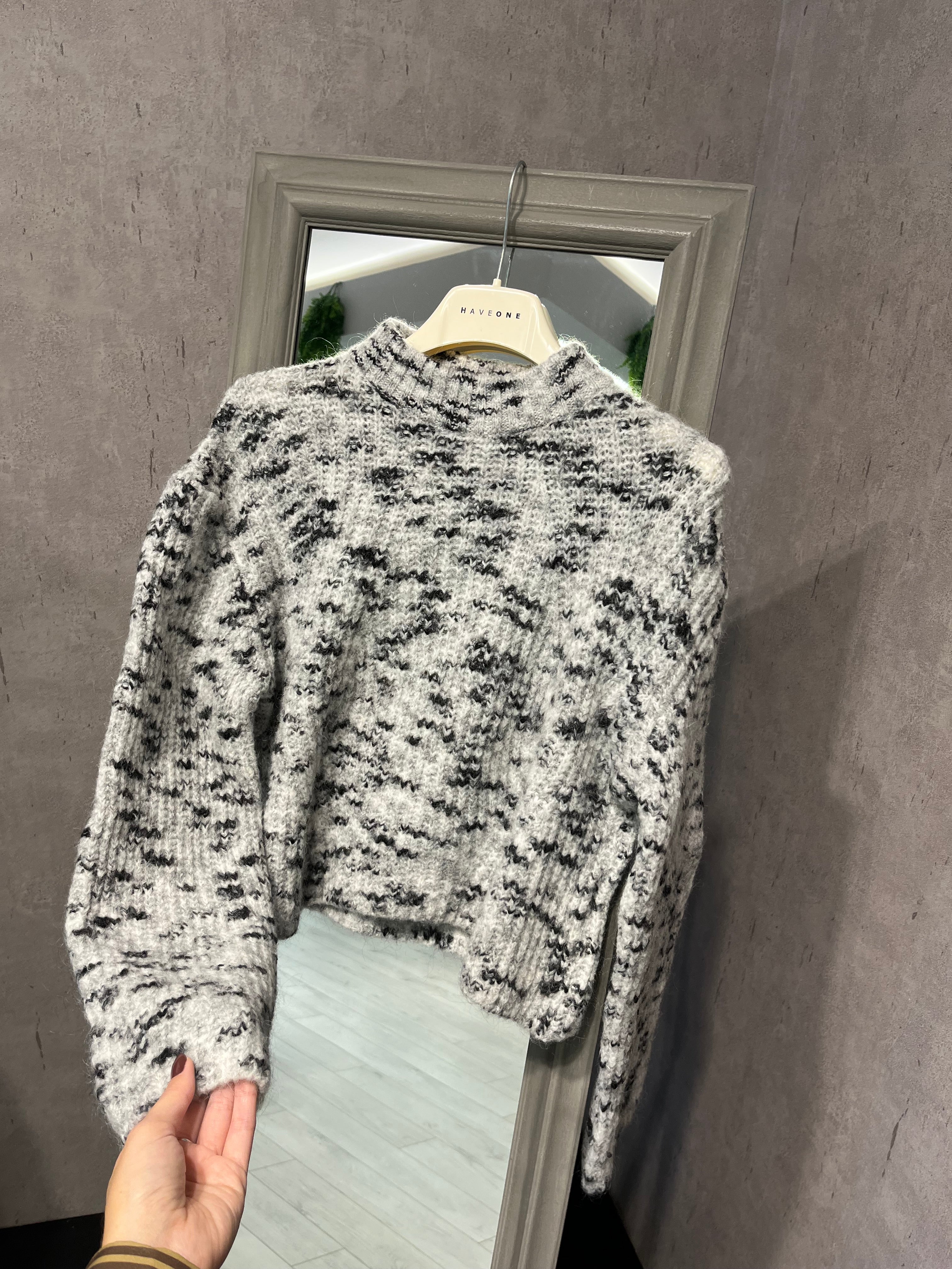 Maglia crop grigia/nera