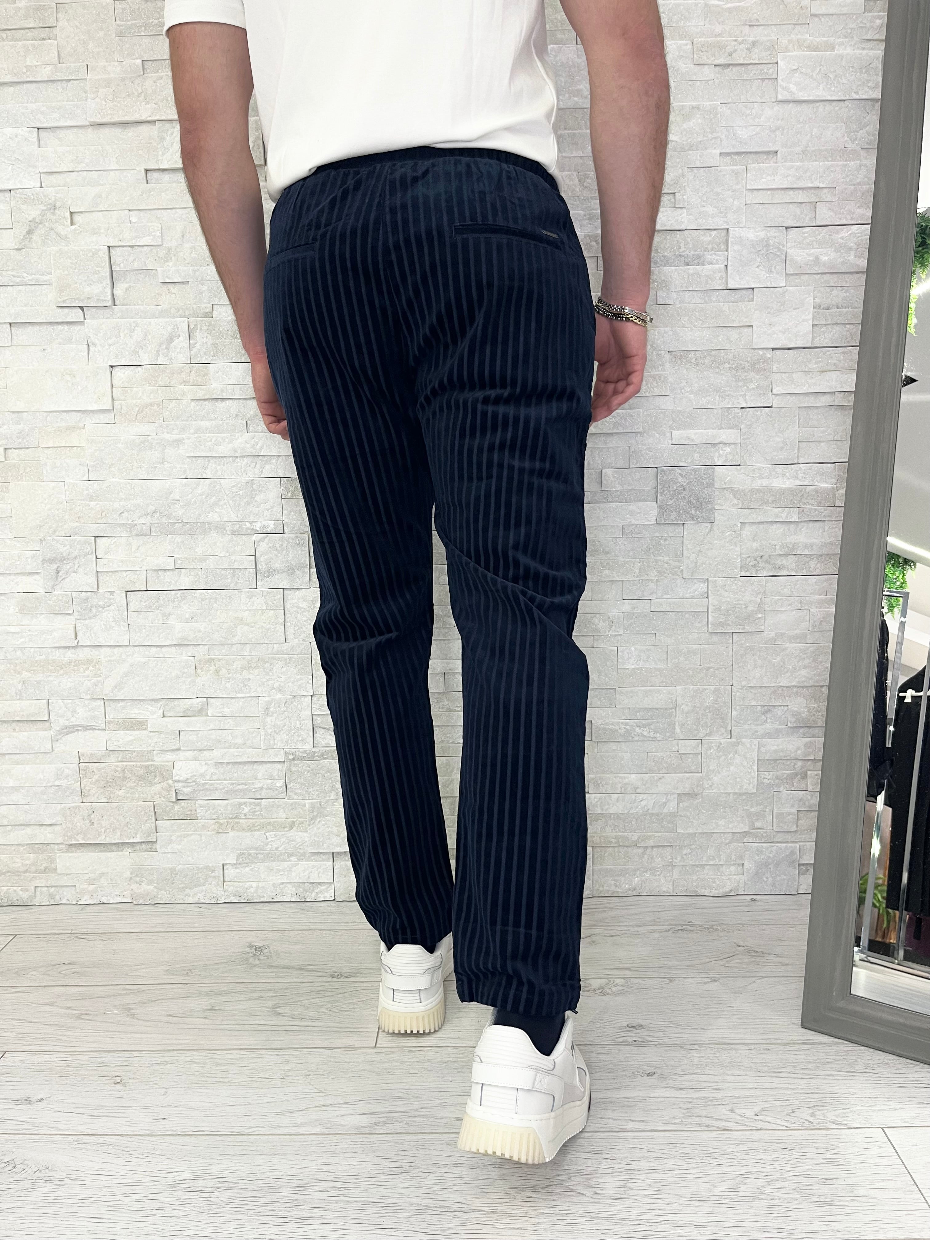 Pantaloni con coulisse in velluto a coste