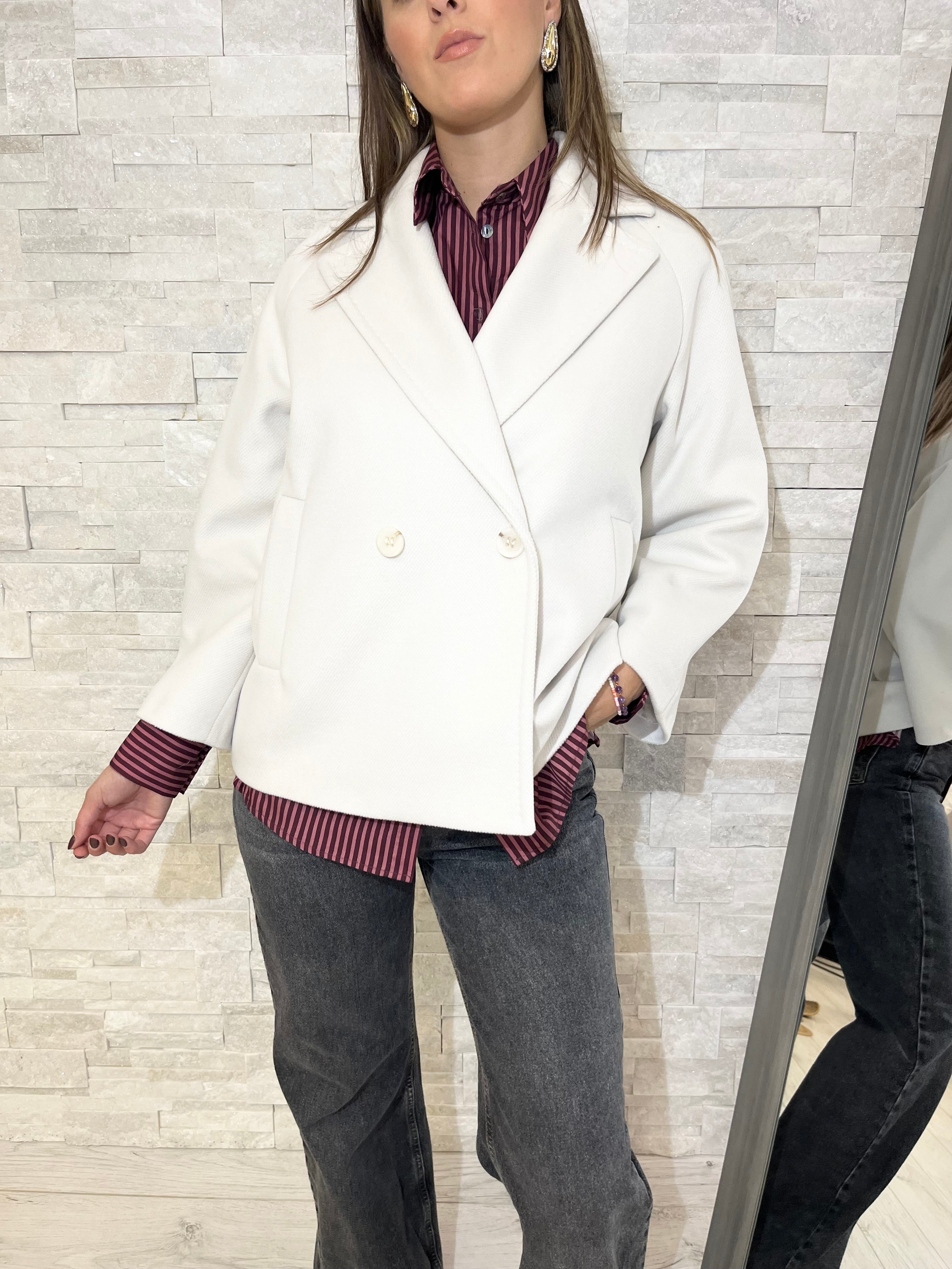 Cappotto corto doppiopetto