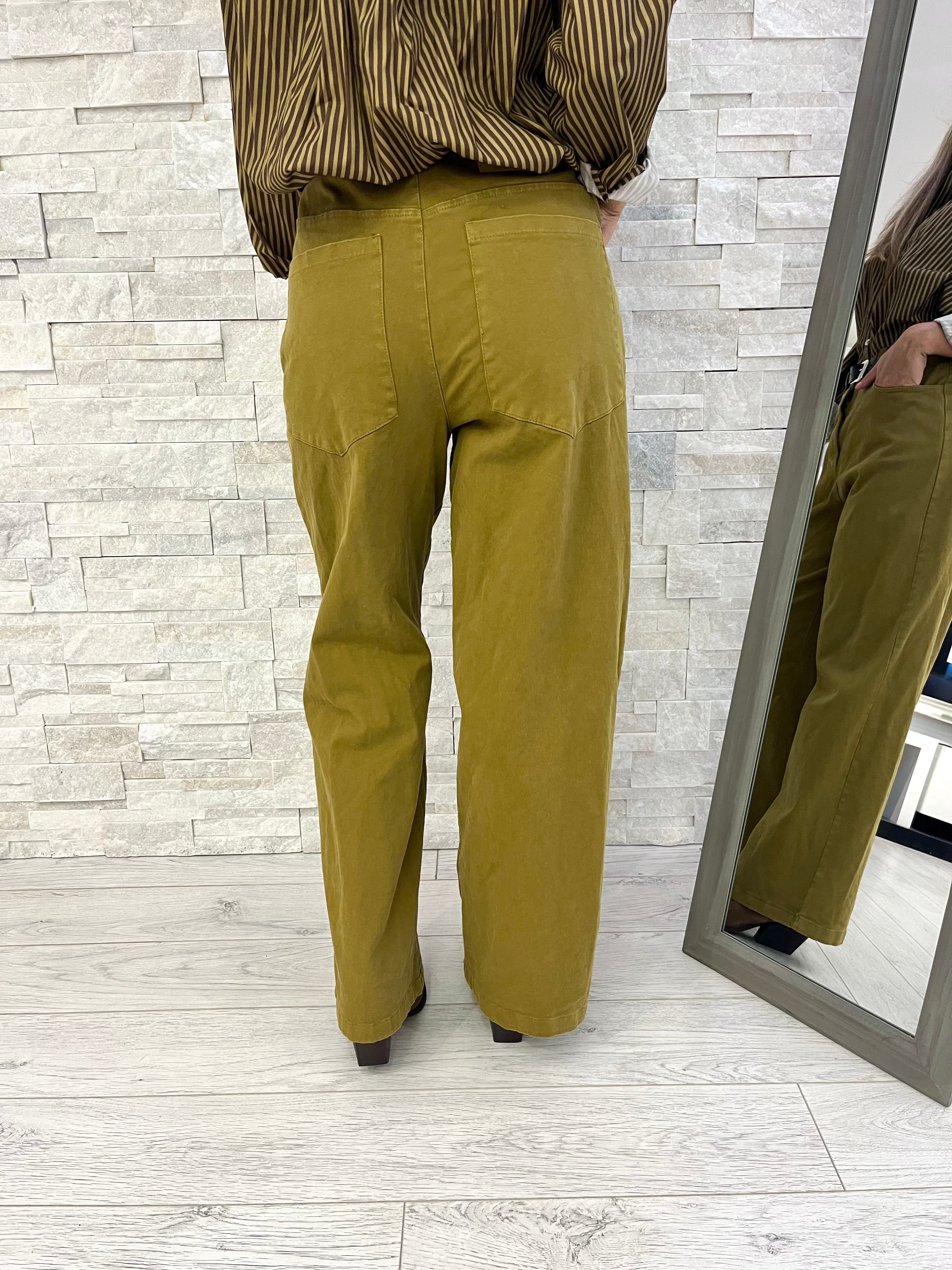 Pantalone khaki tasca scesa