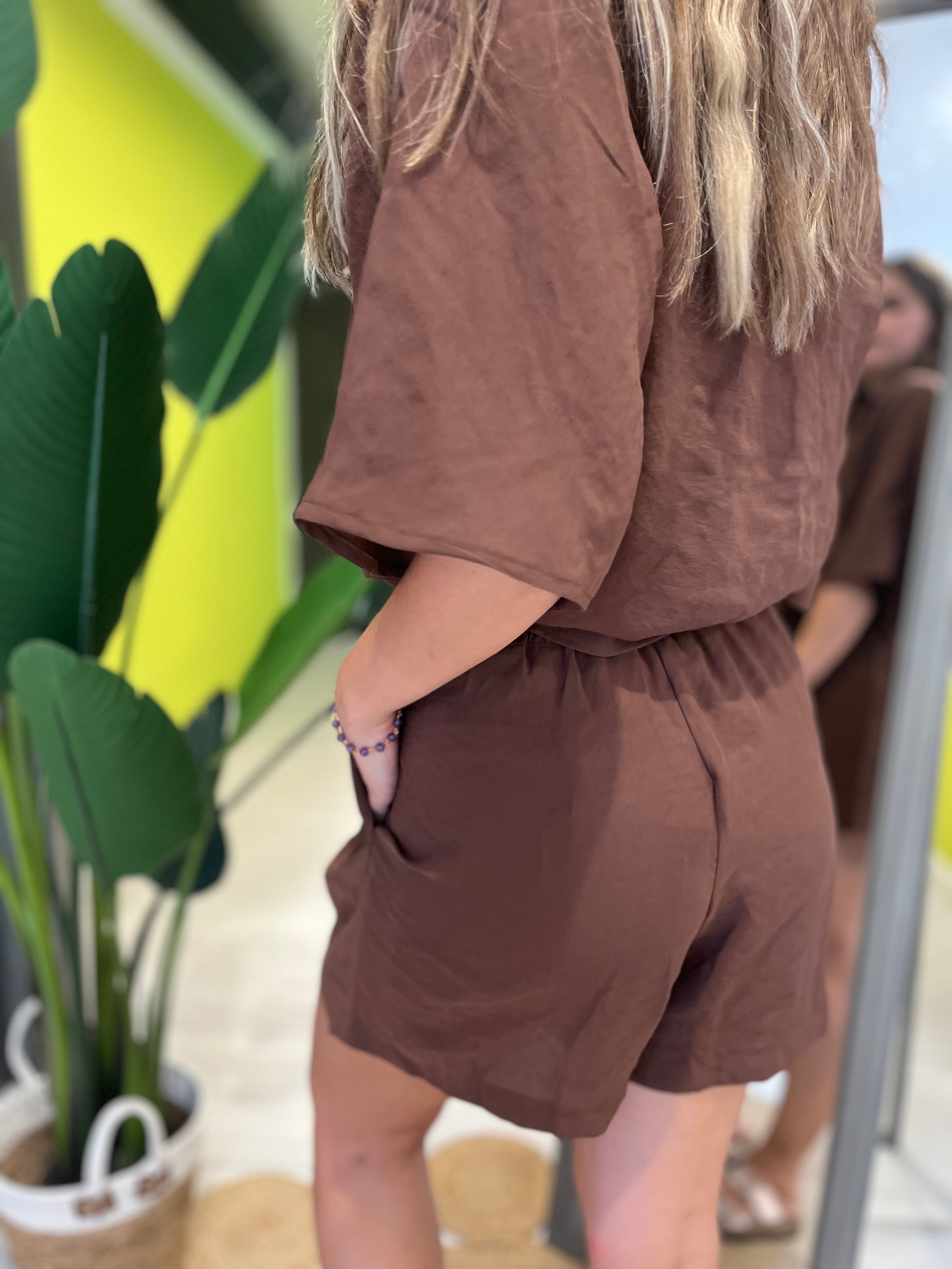 Shorts con elastico in vita cioccolato
