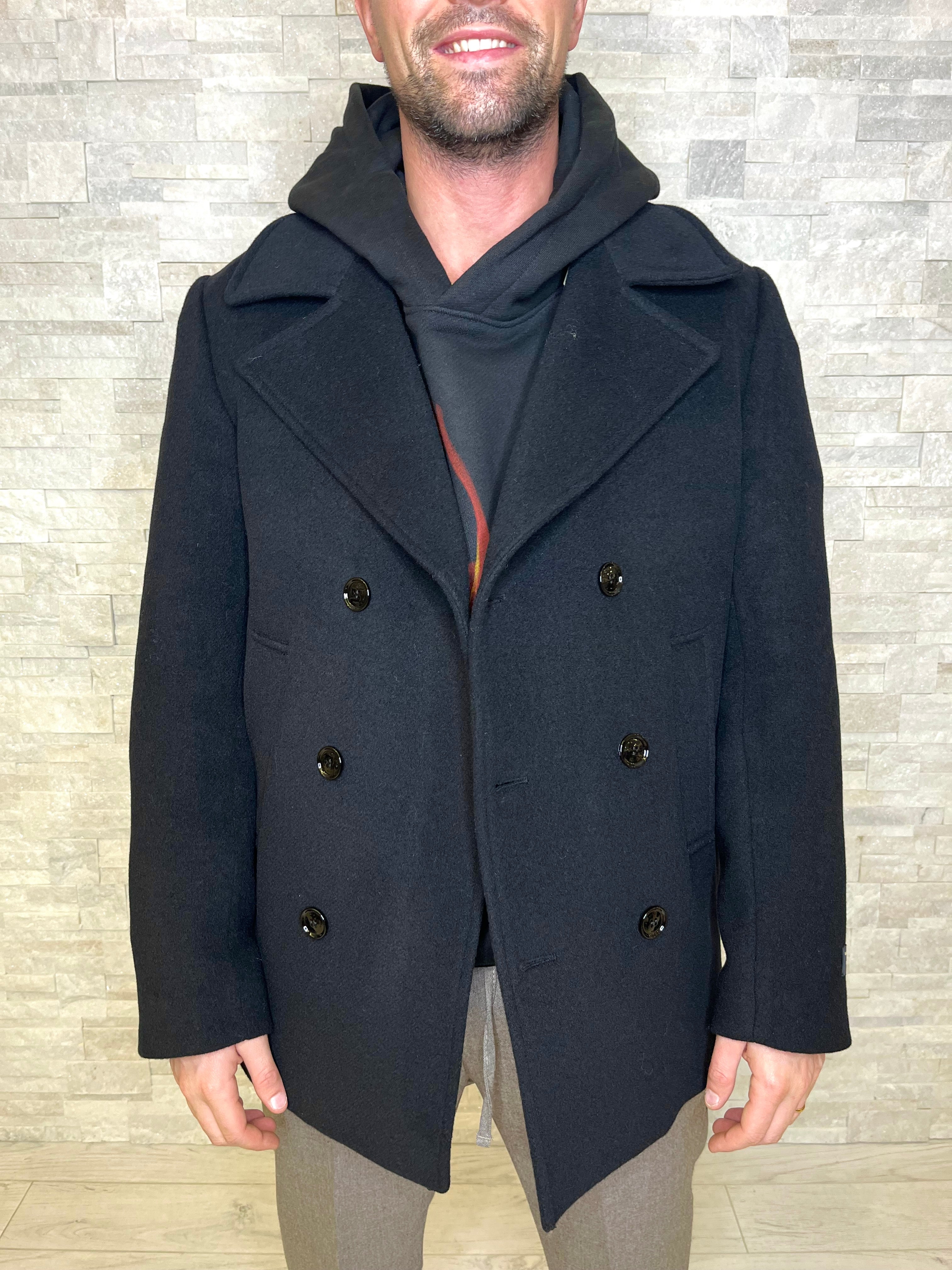 Cappotto doppiopetto nero