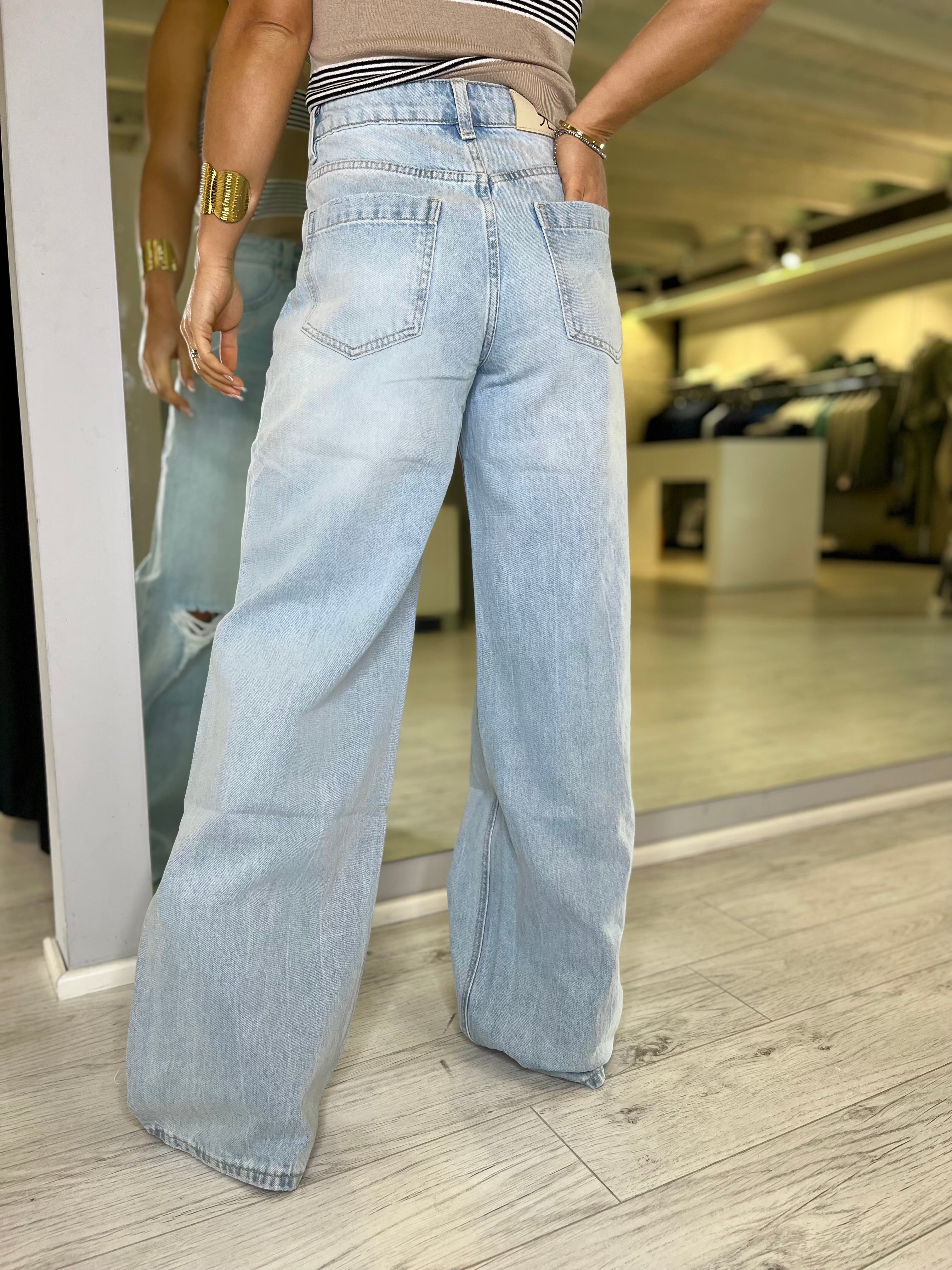 Jeans gamba ampia