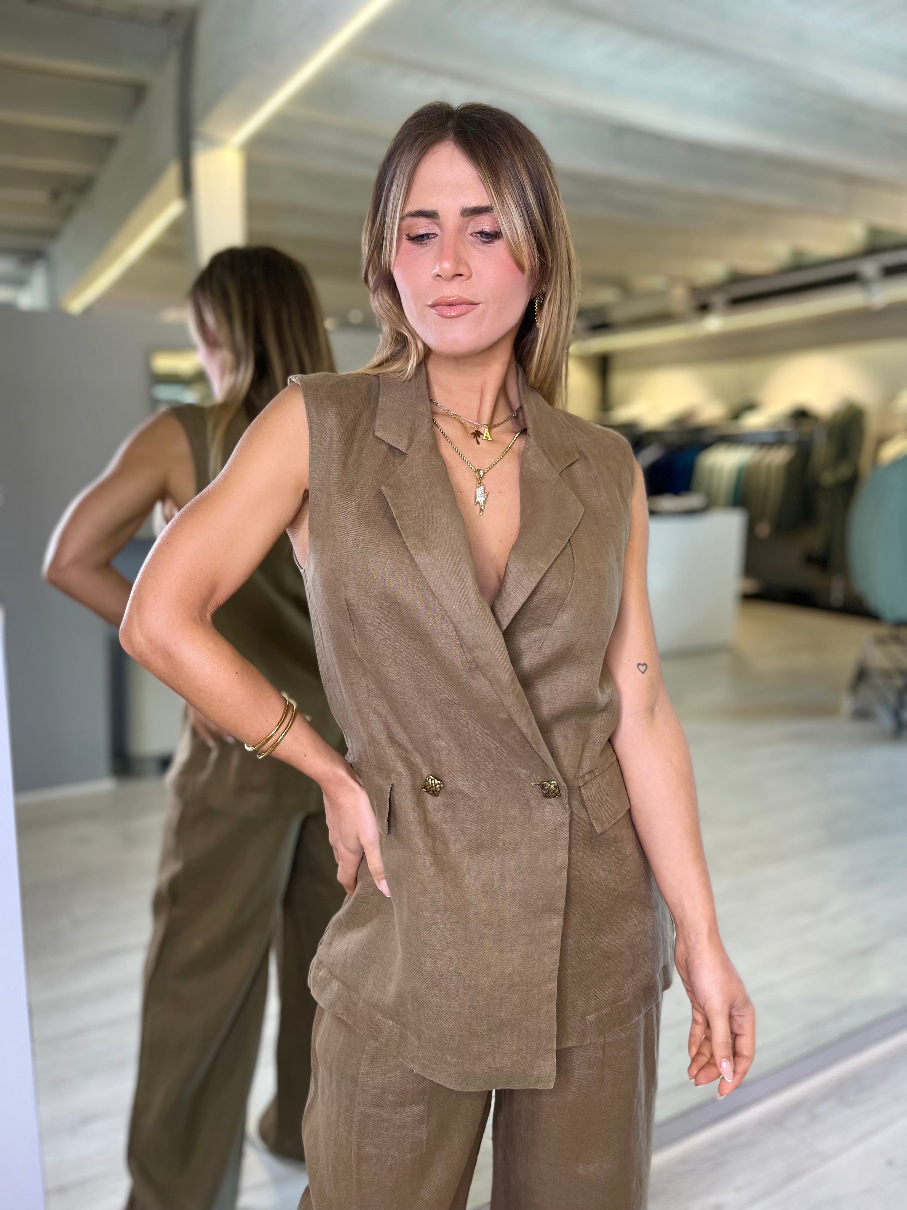 Gilet in lino light brown