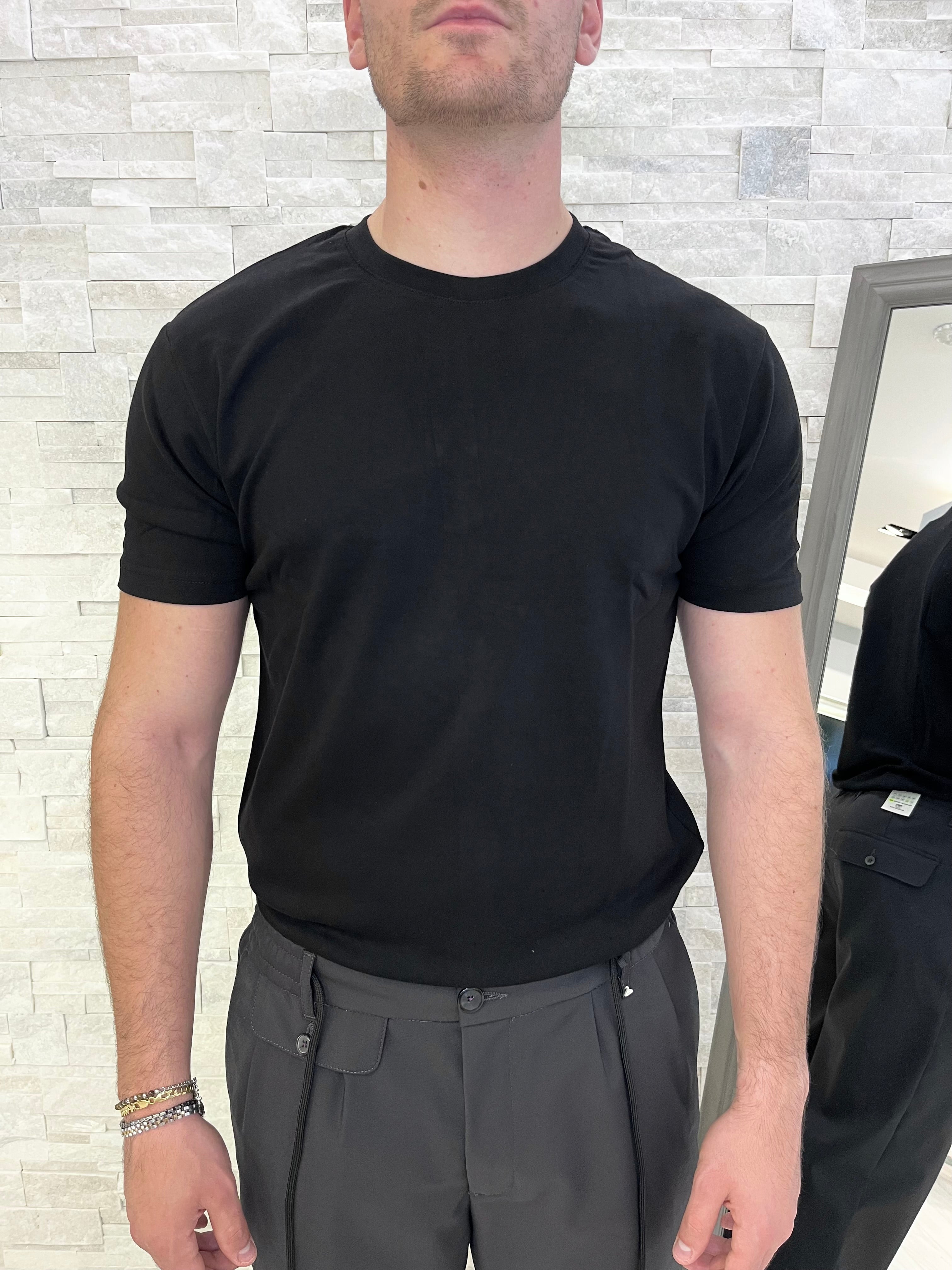 T-shirt in tessuto extra soft