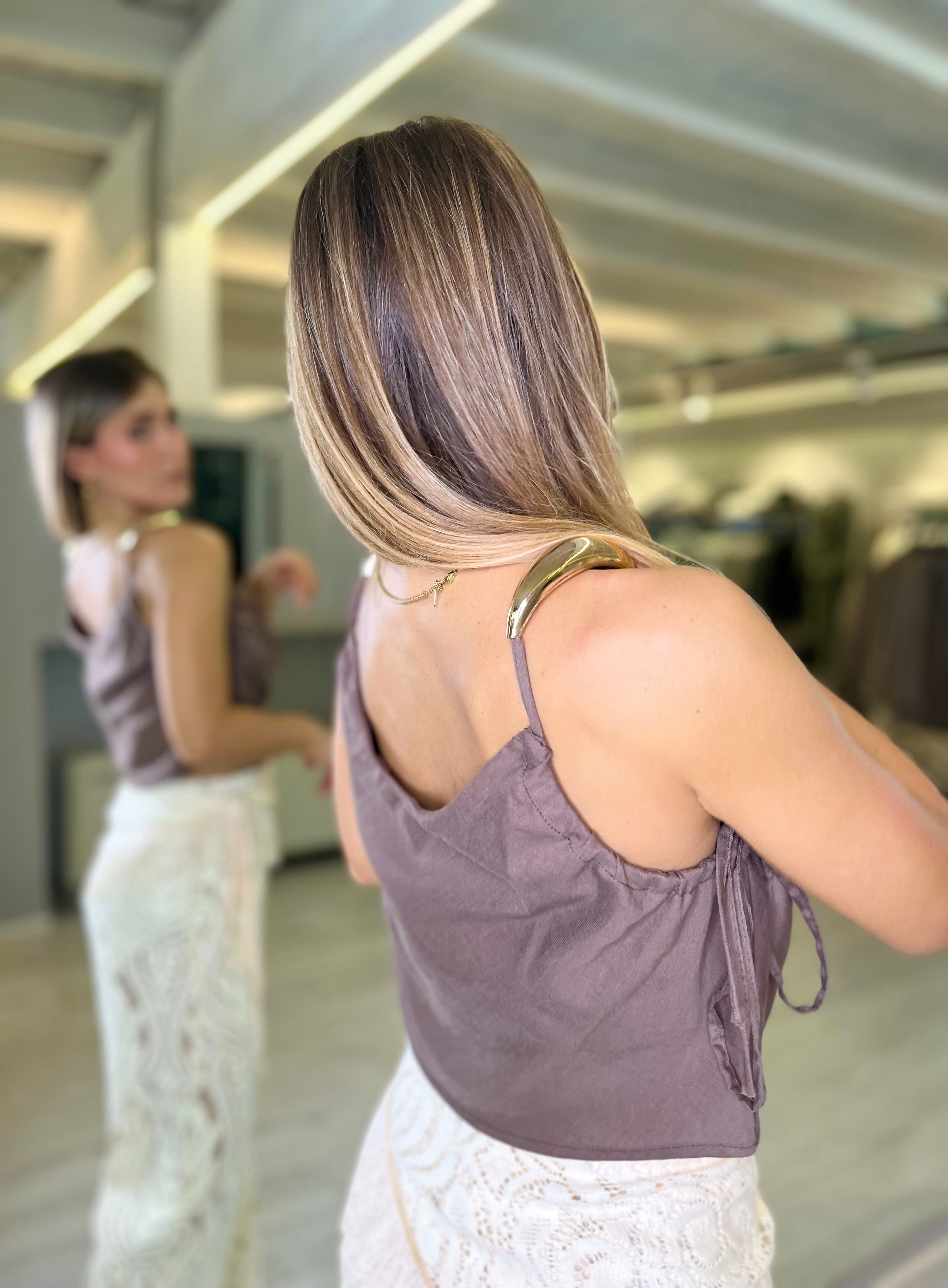 Top moro con accessori