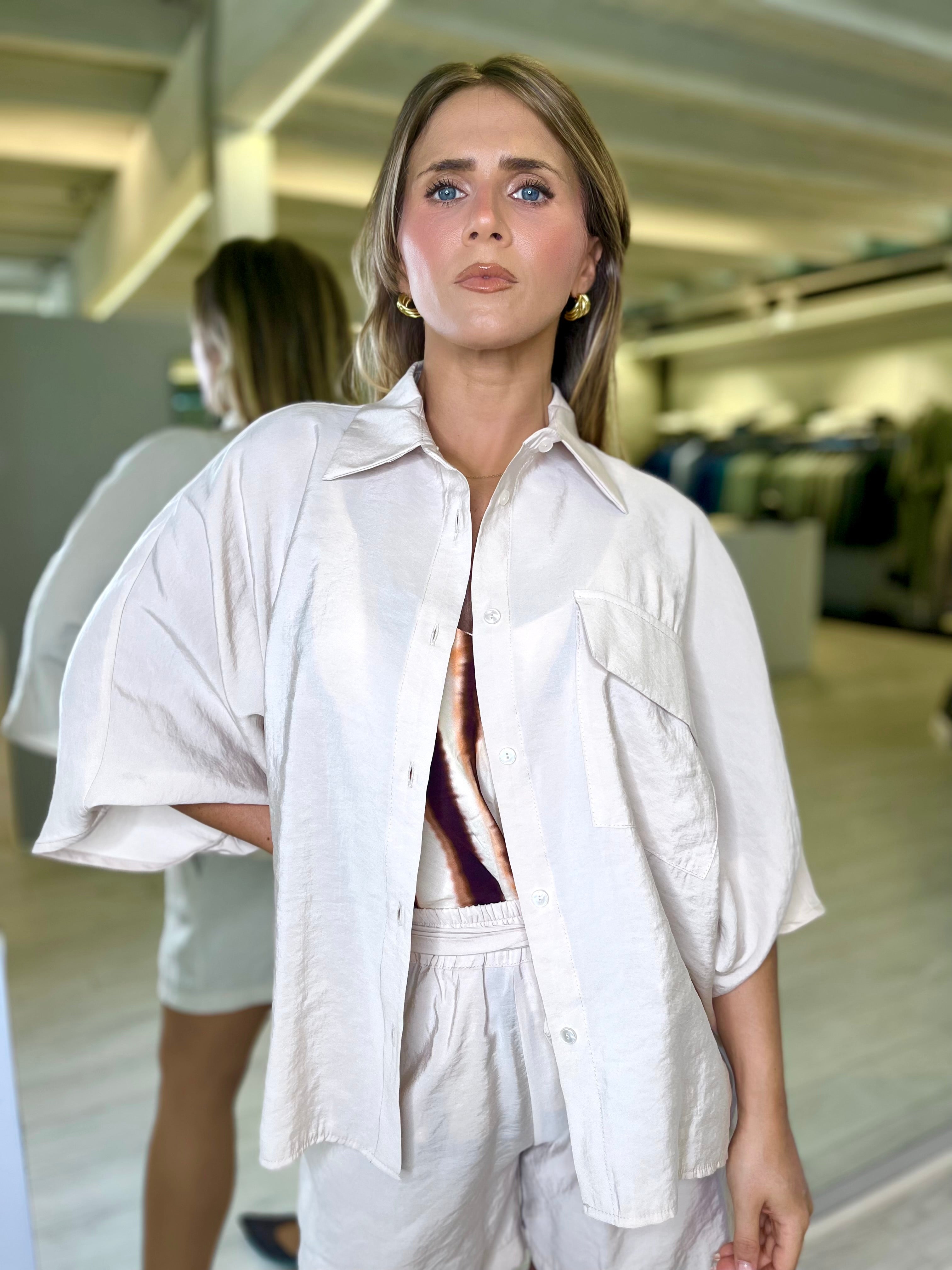 Camicia over beige