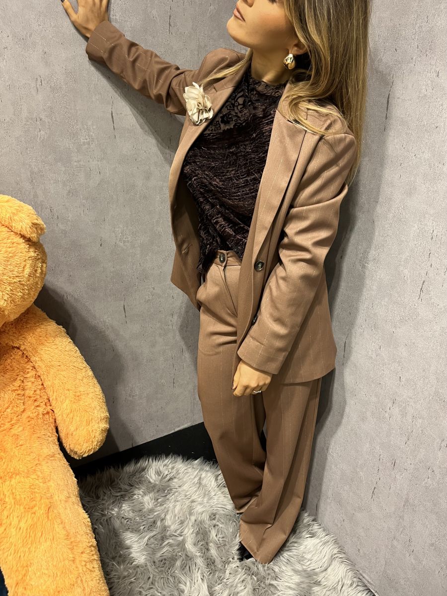 Tailleur gessato