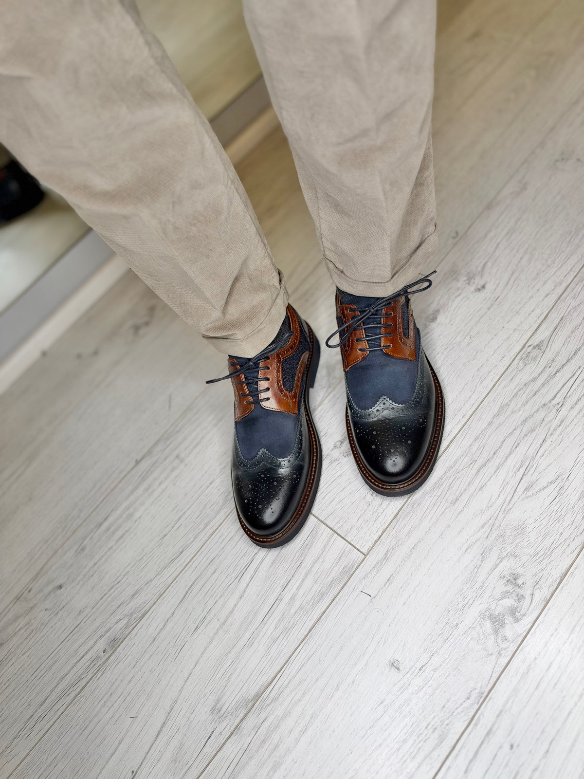 Scarpa Derby stringata bicolore